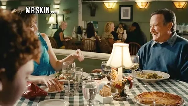 自然の大きなふれるママのアマチュアのために彼女の若い恋人の楽しみ av 動画 女子 向け