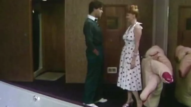 甘いルーシーワイルド巨乳 女性 向け エッチ ムービー