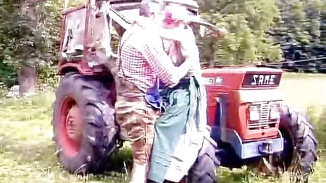 口の中のクリックよくchingonaこの男は彼の小さな喉のコックを使用する方法を知っています 女性 向け av 動画