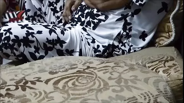 観光客とビーチでブラジル人 女子 の ため の エッチ 動画