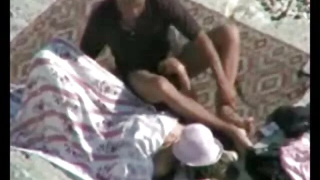 ぽっちゃり女子高生と同級生 女の子 の ため の エッチ ビデオ