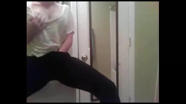 Regidite若い毛の十代は、彼女がうめき声のように少しふしだらな女であるので犯さ 女子 専用 エッチ 動画